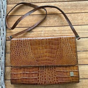 Amelia Berko Italian VTG. Brown Leather Crocodile Crossbody Bag